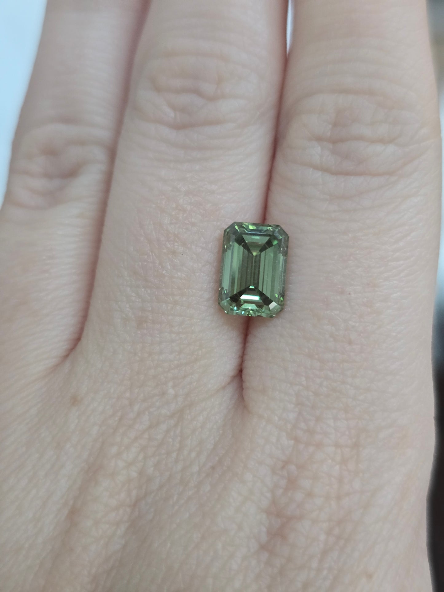Loose 3.02 CT Emerald Cut Lab Grown Fancy Vivid Green Diamond with IGI Report