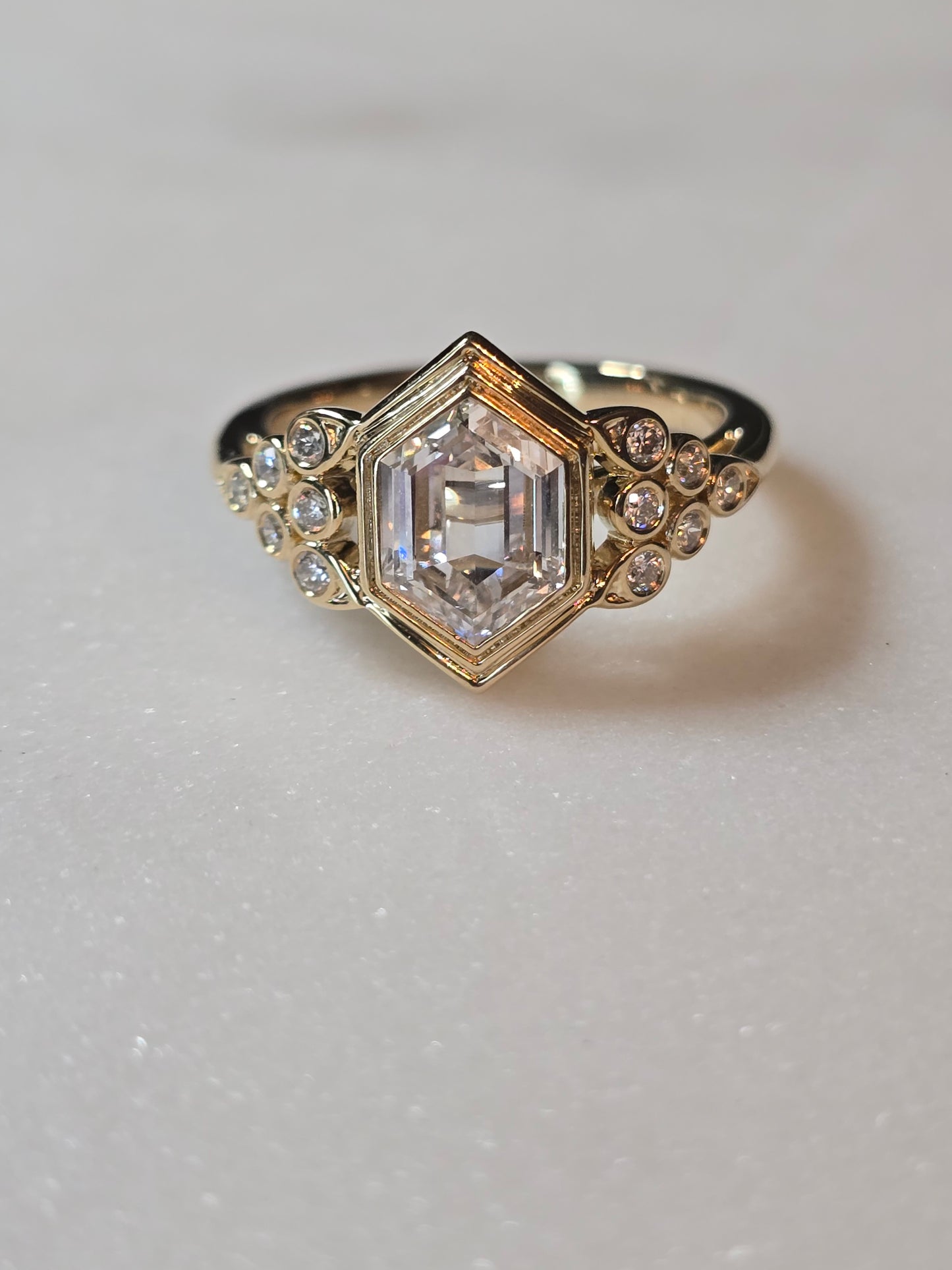 10k Yellow Gold 2ct Dutch Marquise Ring
