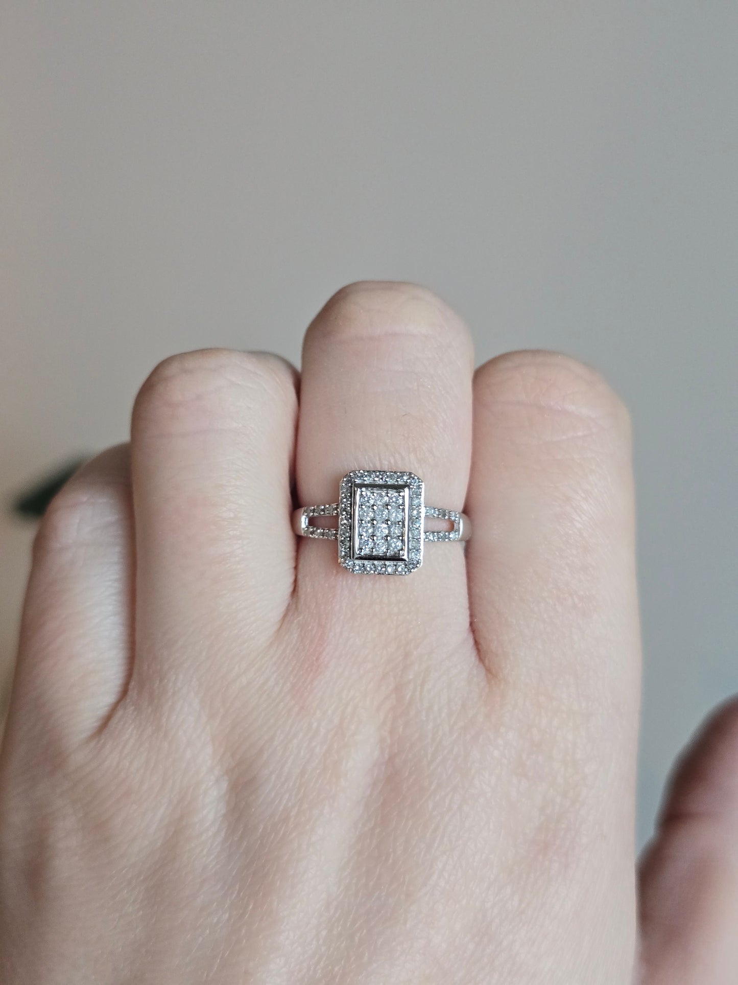 10kt Gold 1/3ct Natural Diamond Ring