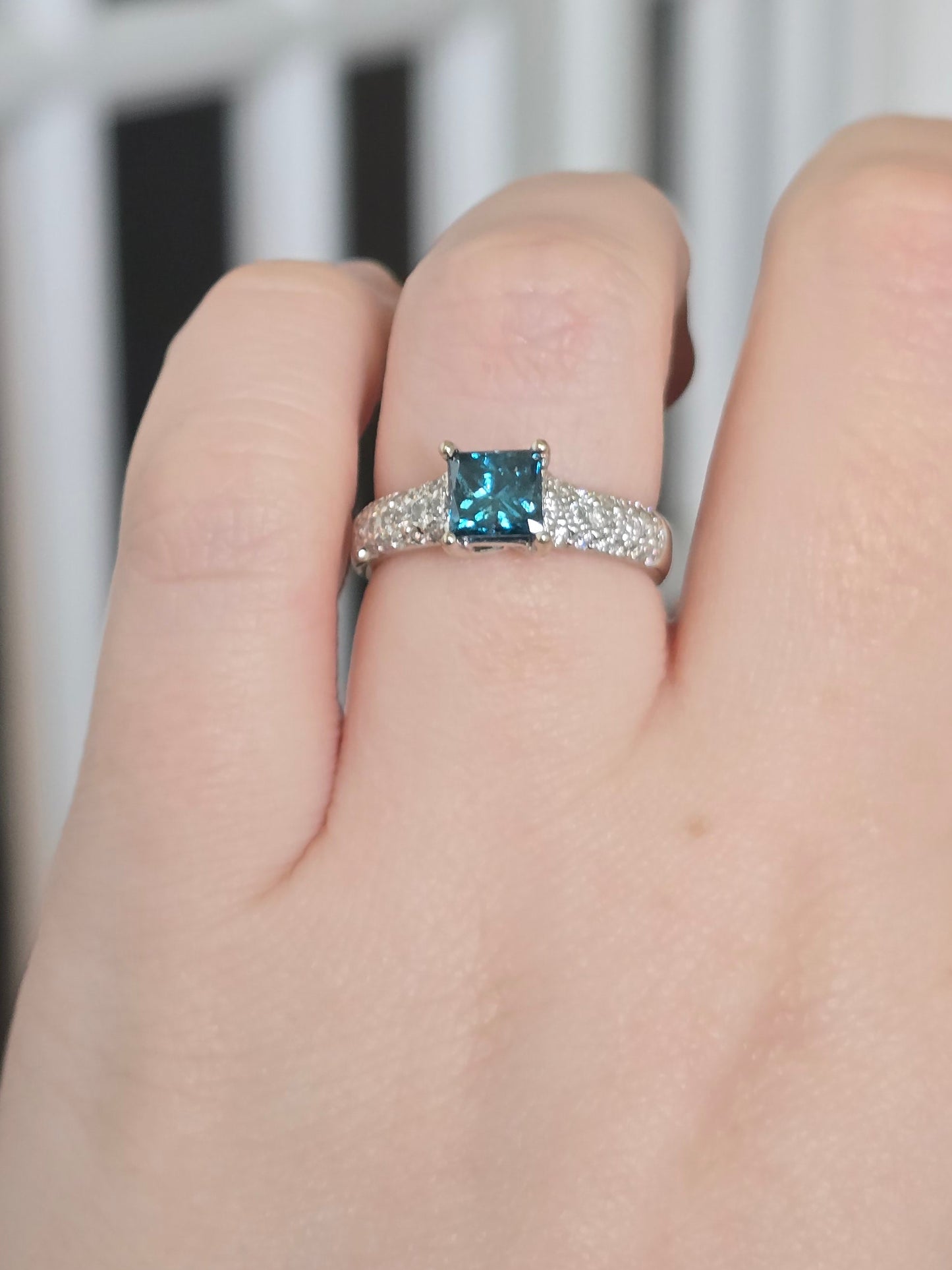 18k White Gold 1.27ct Diamond Ring with Lab Grown Blue Center