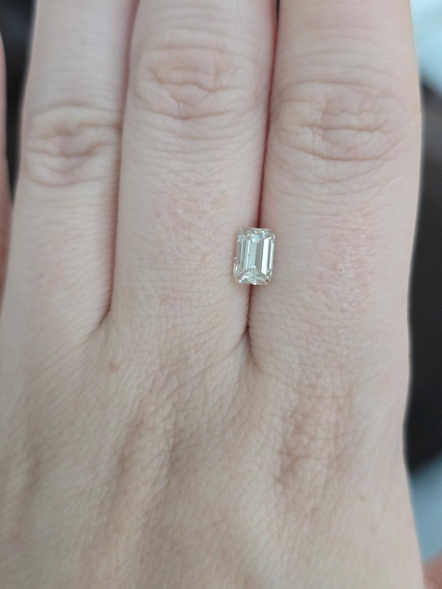 Loose 1.06 CT Natural Emerald Cut Diamond with GIA Report