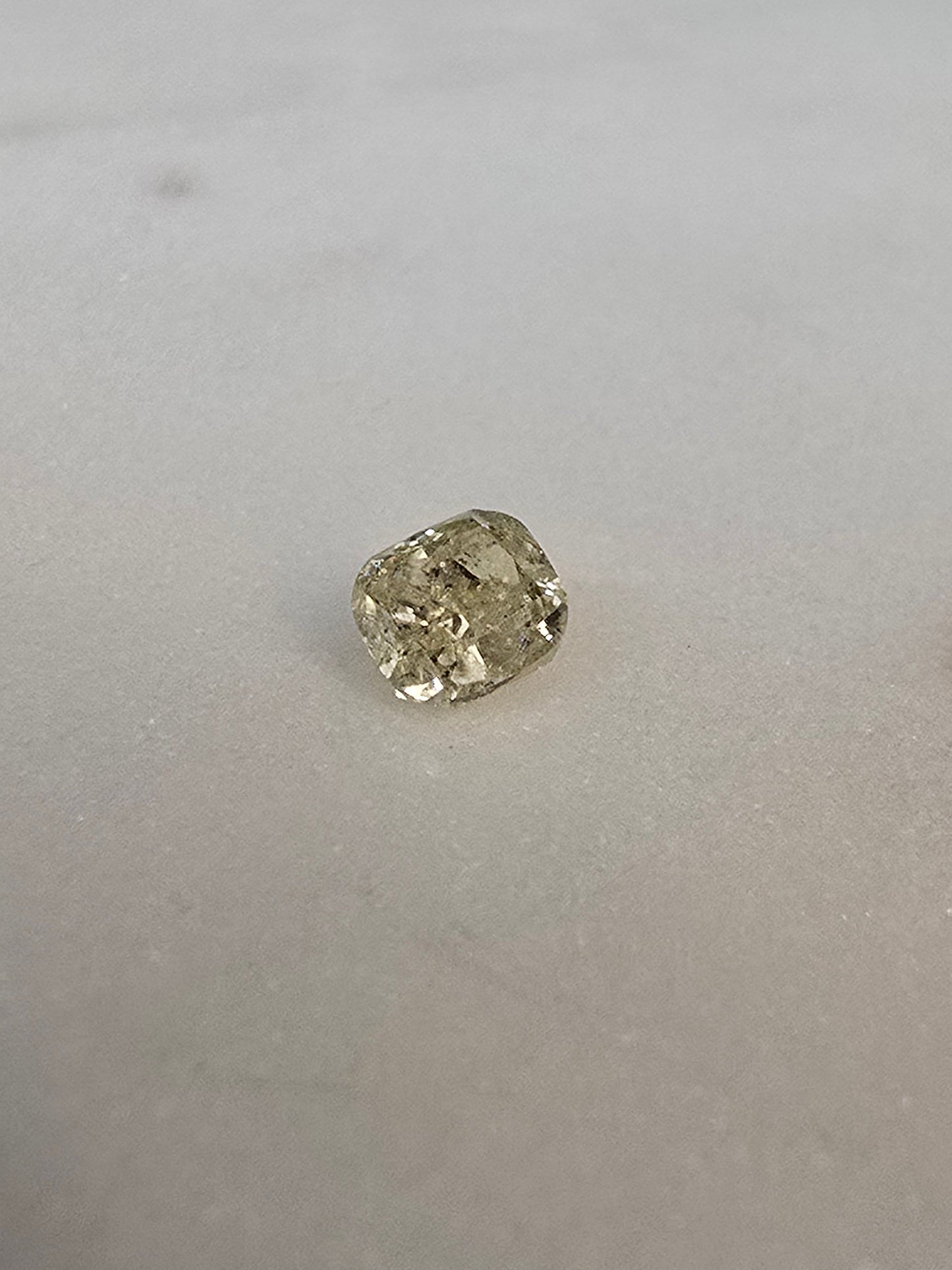 Loose 0.89ct Natural Fancy Yellow Diamond