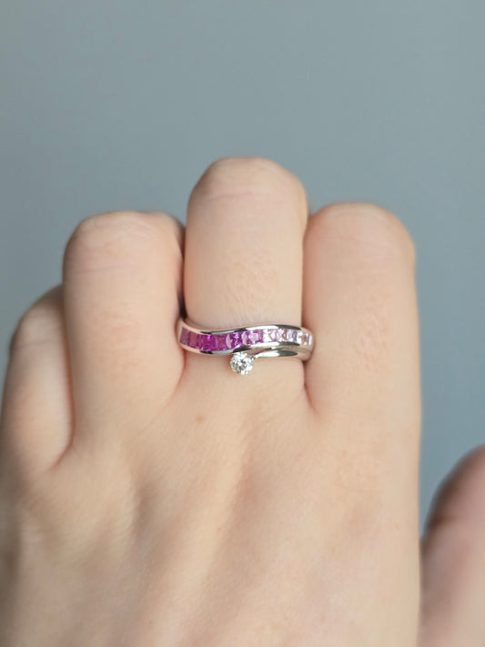 18K White Gold Sapphire and Diamond Ring