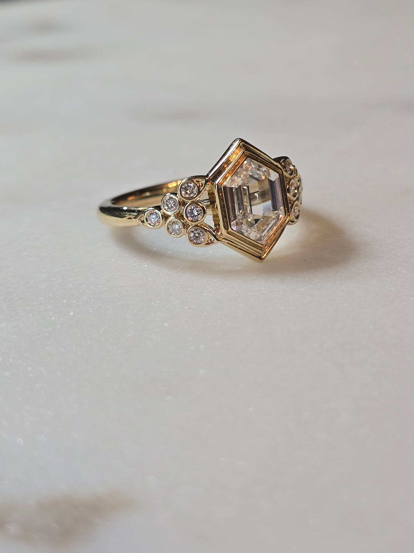 10k Yellow Gold 2ct Dutch Marquise Ring