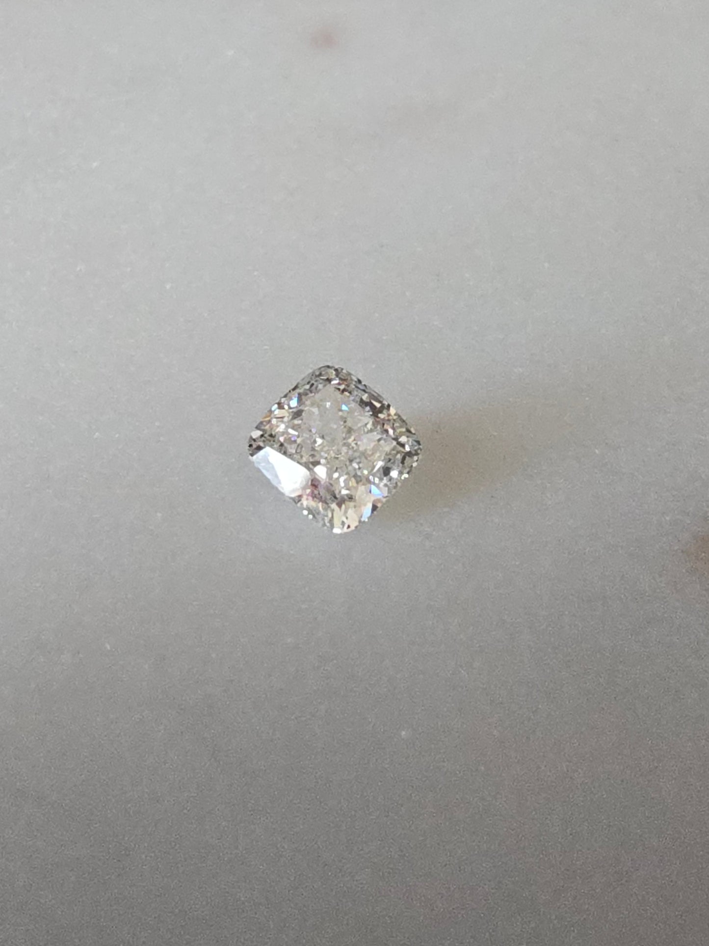 Loose 0.90ct Natural GIA Certified Cushion Diamond