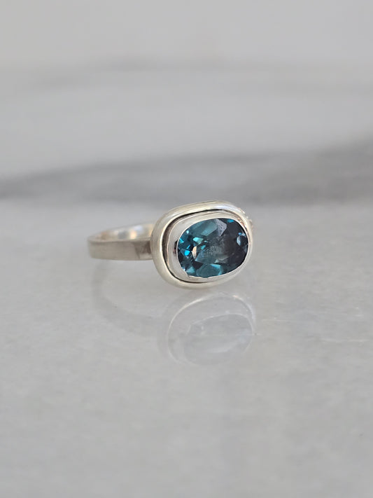 Lagoon Ring – Tide Collection
