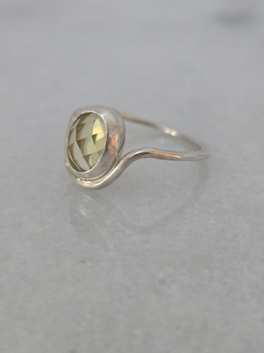 Sunbeam Ring – Sol Collection