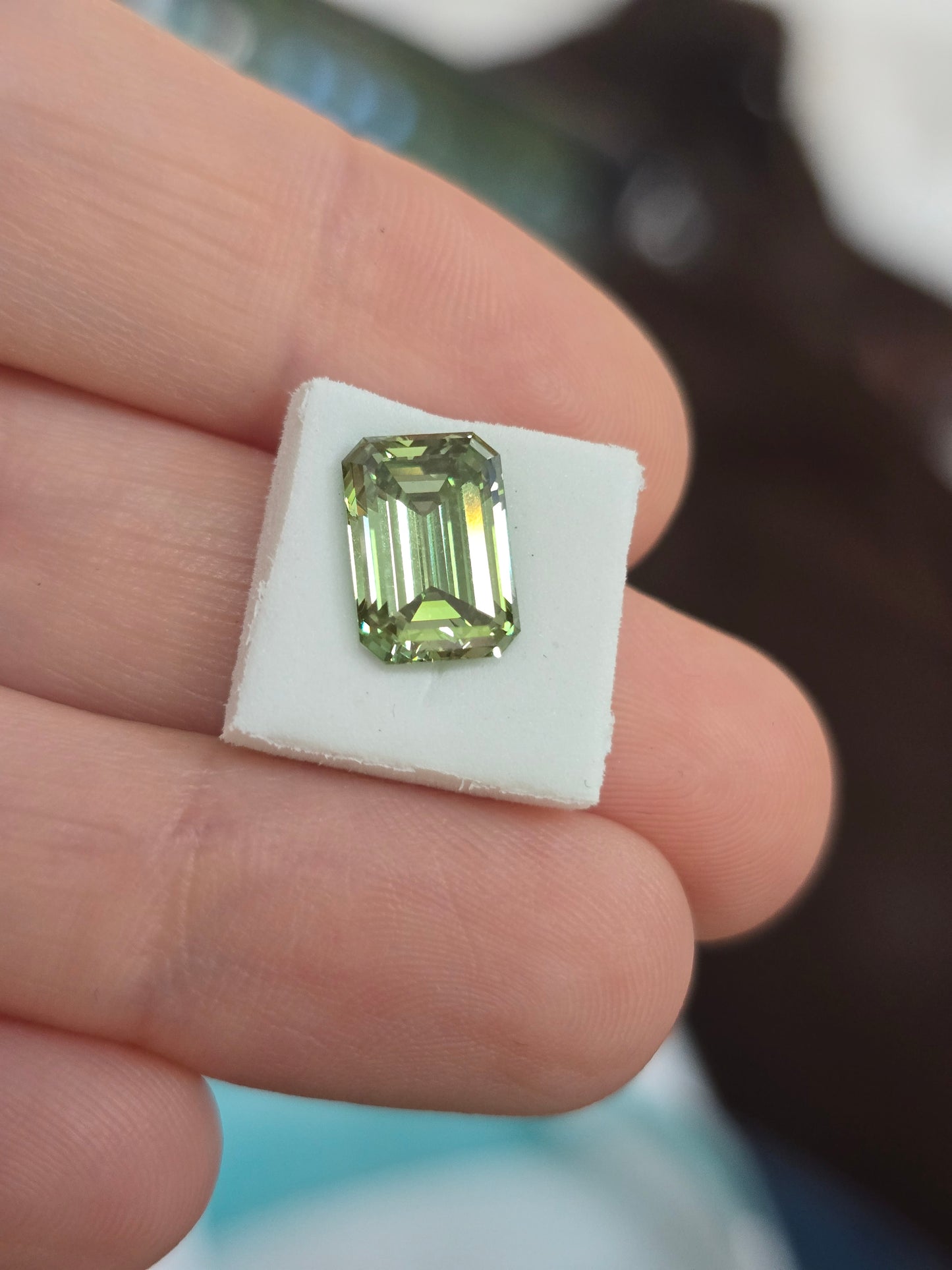 Loose 3.02 CT Emerald Cut Lab Grown Fancy Vivid Green Diamond with IGI Report