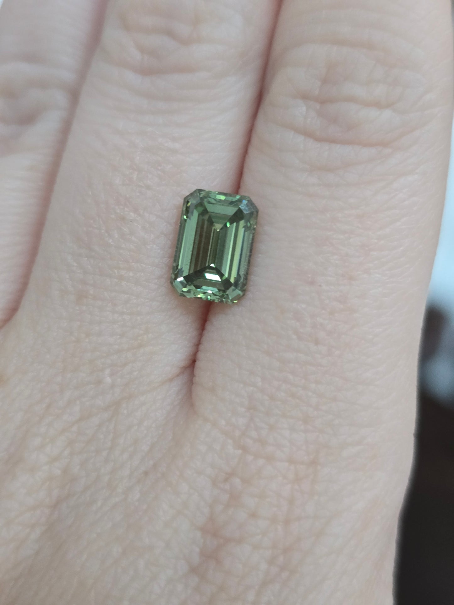 Loose 3.02 CT Emerald Cut Lab Grown Fancy Vivid Green Diamond with IGI Report