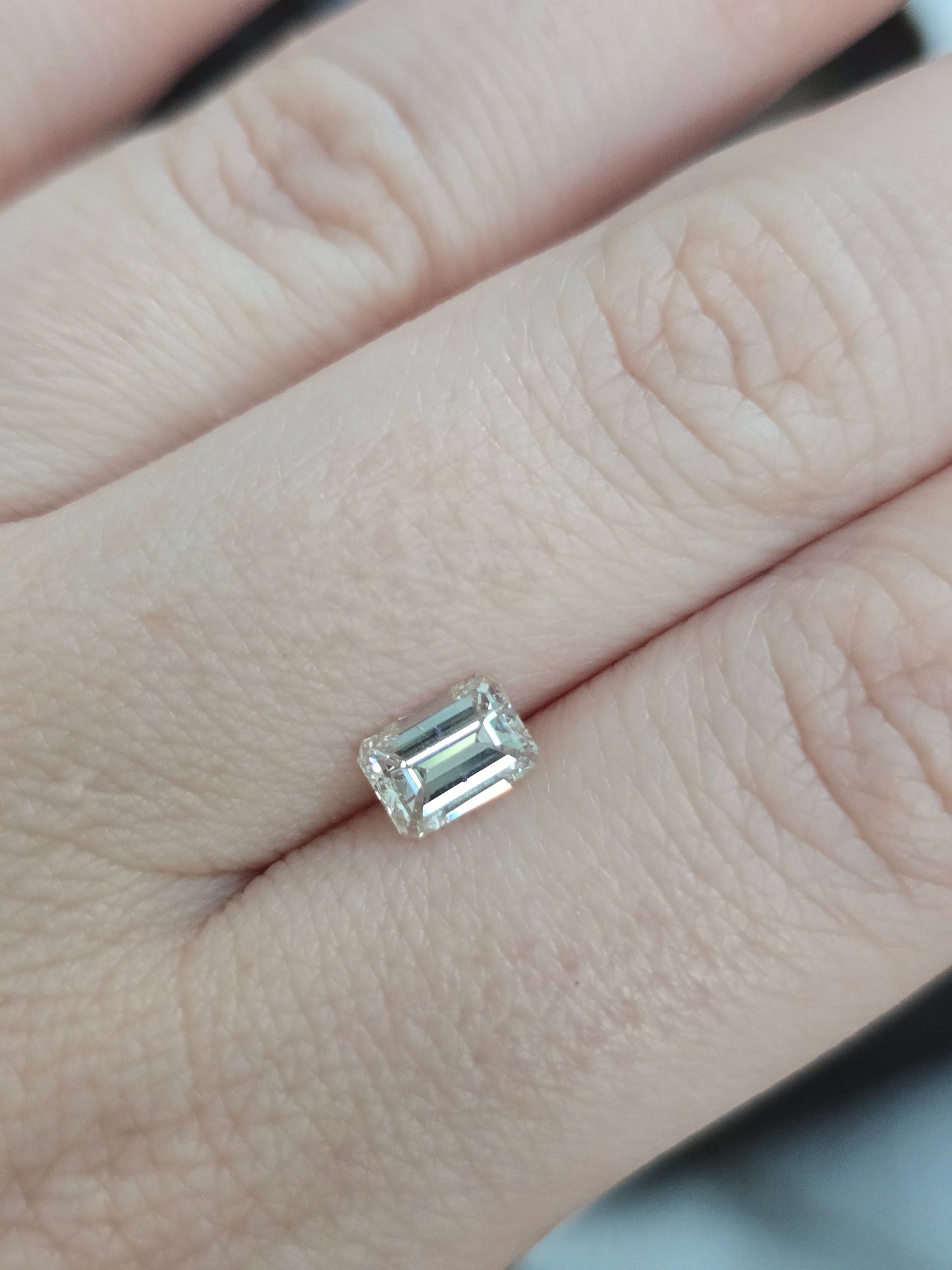 Loose 1.06 CT Natural Emerald Cut Diamond with GIA Report