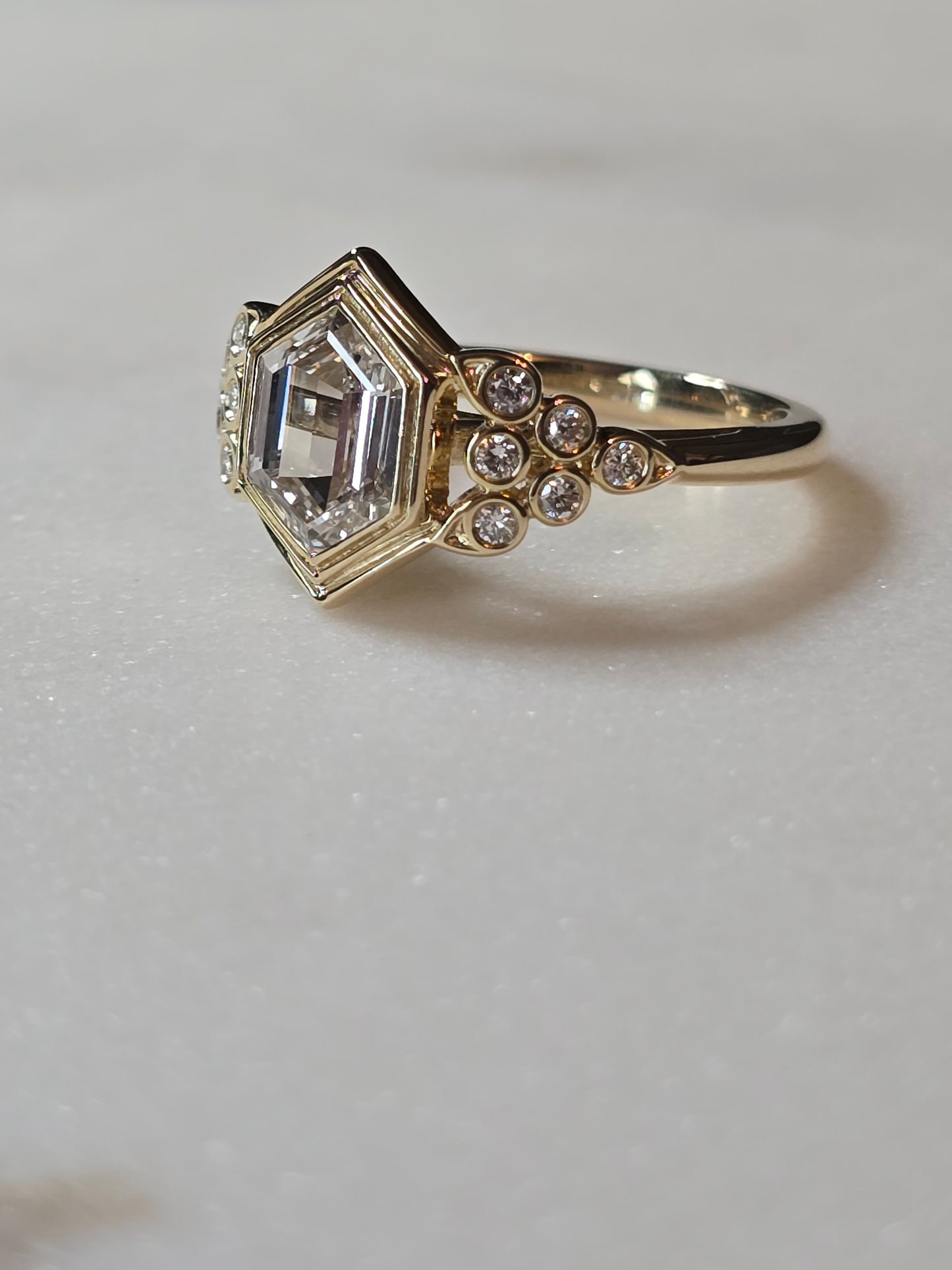 10k Yellow Gold 2ct Dutch Marquise Ring