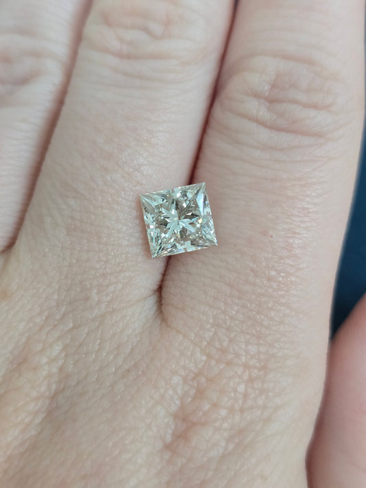 2.69ct Princess Cut Lab Grown Diamond with IGI Report