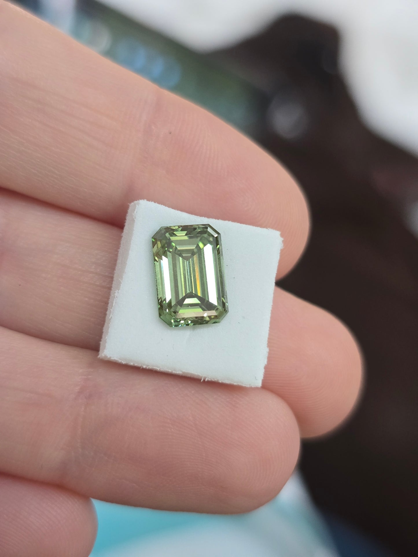 Loose 3.02 CT Emerald Cut Lab Grown Fancy Vivid Green Diamond with IGI Report