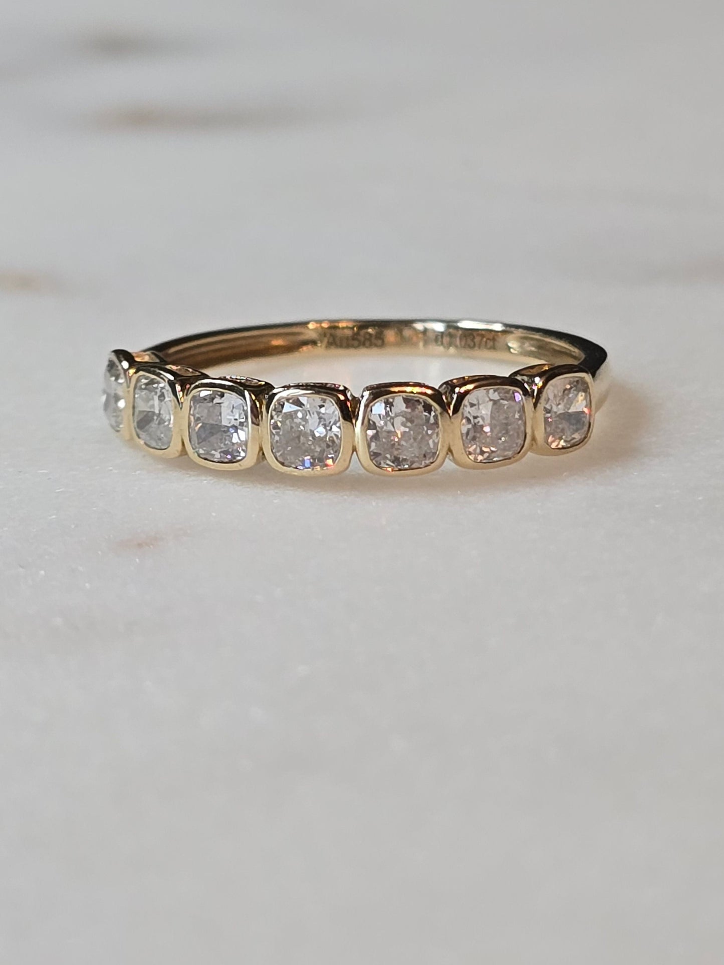14k 1ct Lab Diamond Cushion Bezel Band