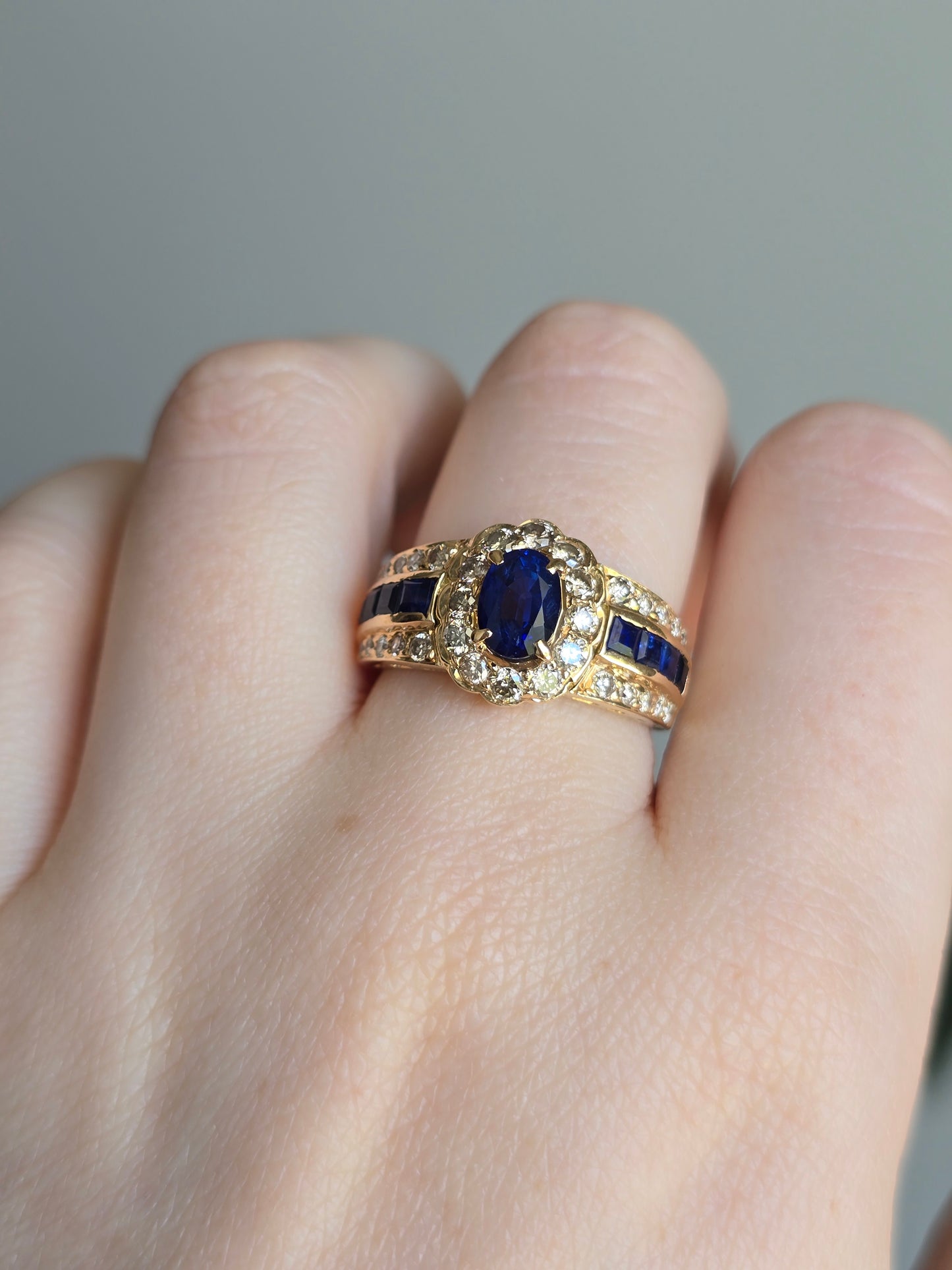 14k Yellow Gold Sapphire and Diamond Ring with GIA Report