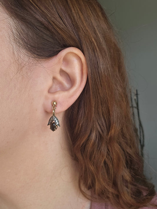 Vintage 14K Yellow Gold Star Sapphire and White Spinel Earrings